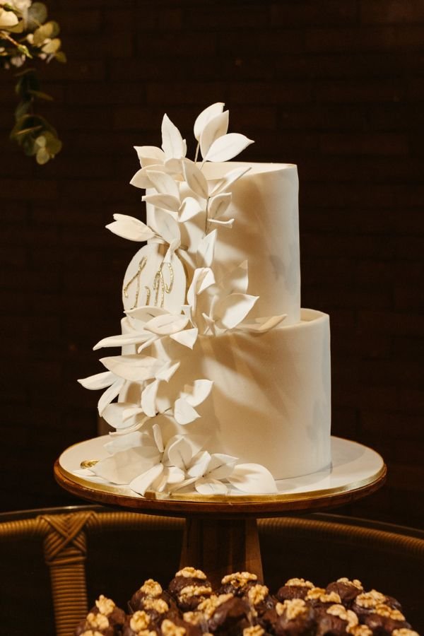 Minimalist Wedding Cake
